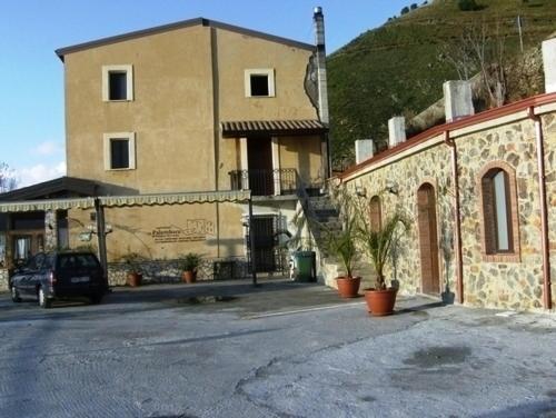 Landhaus La Palombara Paola
